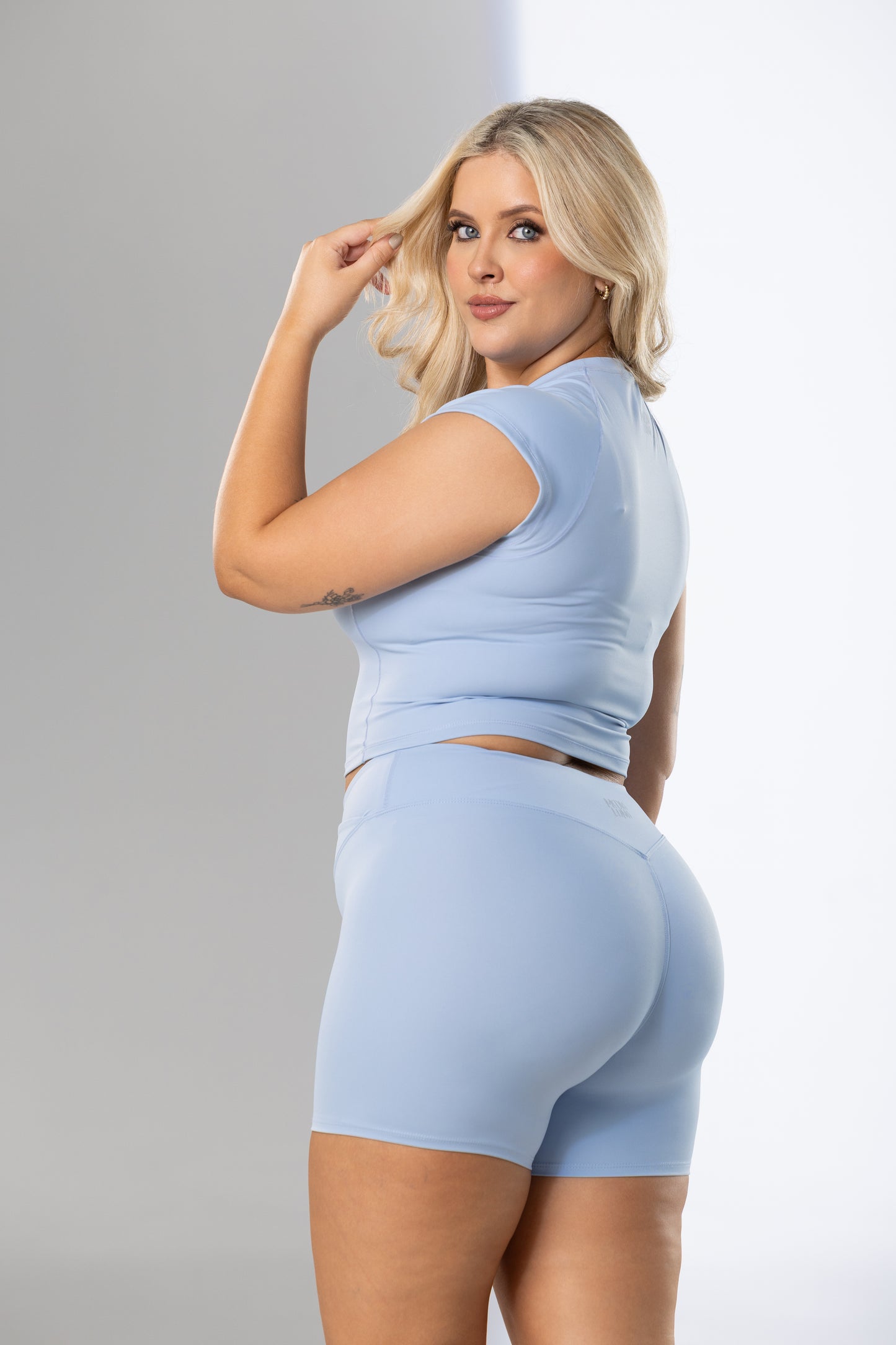 Flow Invisible Scrunch Bikers