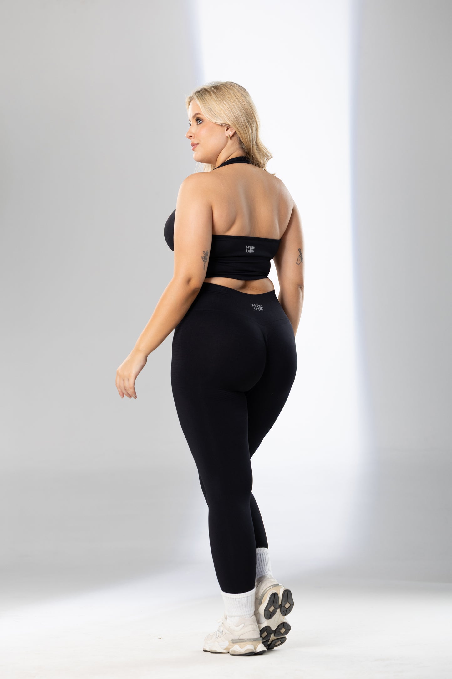 Revive Seamless Scrunch Leggings