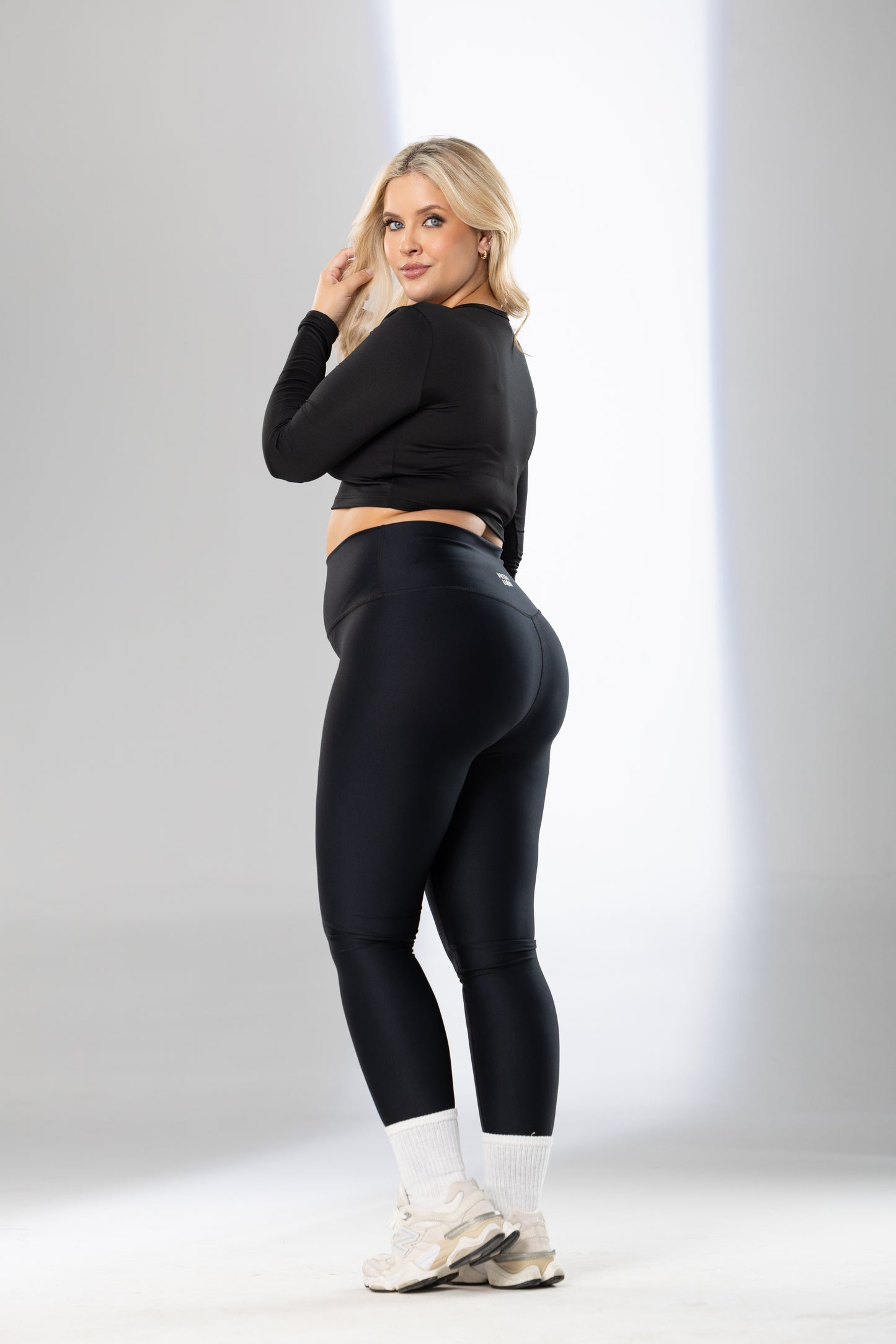 No Front Seam Leggings - Pet Hair Resistant